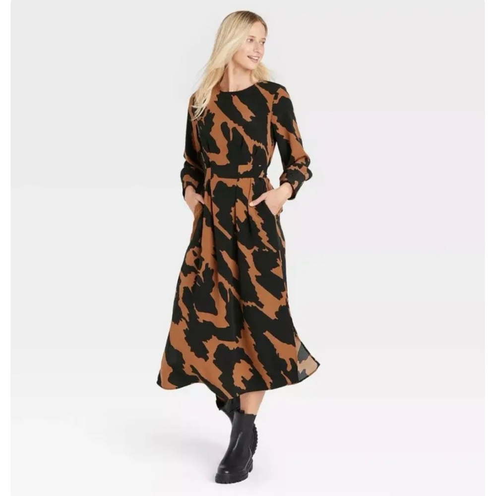 Abstract Print Midi Dreas Black and Brown With Pockets. Women small
